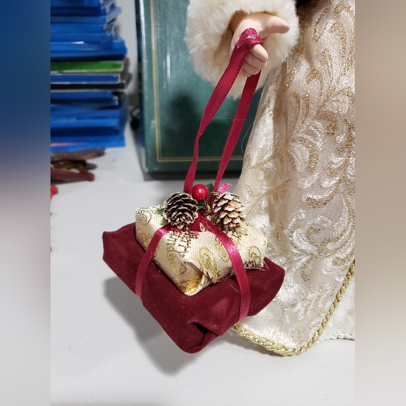 HOLIDAY CHRISTMAS TREE TOPPER - Picture 11 of 17